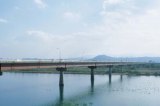六条大橋と吉野川